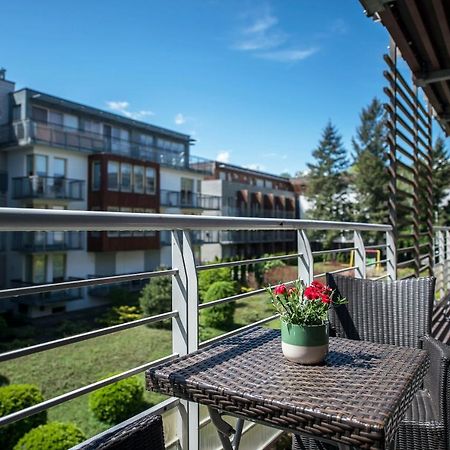 Apartament Familijny Delux Swinoujscie Exterior foto